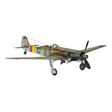 Plastimodelo Focke Wulf TA 152 H 1:72